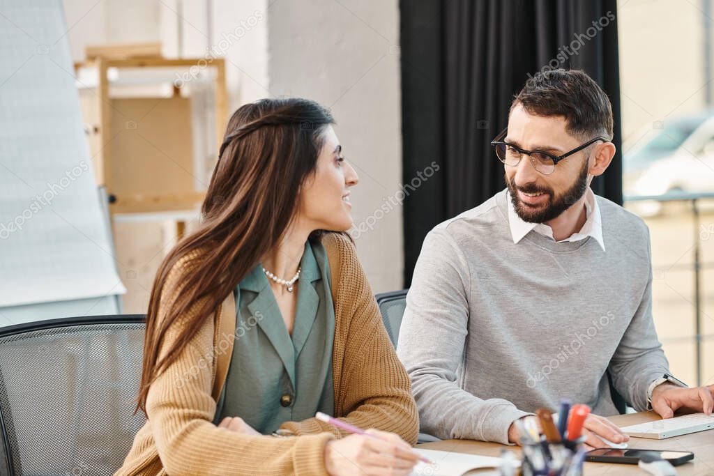 Incontro di lavoro tra professionisti e collaboratori